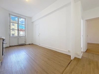 APPARTEMENT T3 A VENDRE - LYON 7EME ARRONDISSEMENT - 59 m2 - 262�500�&euro;