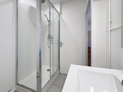 APPARTEMENT T3 A VENDRE - LYON 7EME ARRONDISSEMENT - 59 m2 - 262�500�&euro;