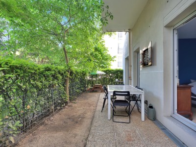 Appartement 3 pièces avec terrasse - 2 chambres A VENDRE - LYON 8EME ARRONDISSEMENT - 72 m2 - 295 000 &euro;