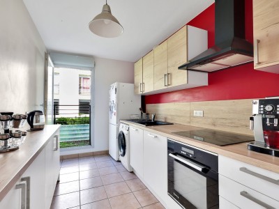 Appartement 3 pièces avec terrasse - 2 chambres A VENDRE - LYON 8EME ARRONDISSEMENT - 72 m2 - 295 000 &euro;