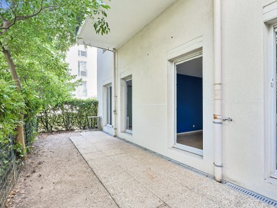 Appartement 3 pièces avec terrasse - 2 chambres A VENDRE - LYON 8EME ARRONDISSEMENT - 72 m2 - 275 000 &euro;