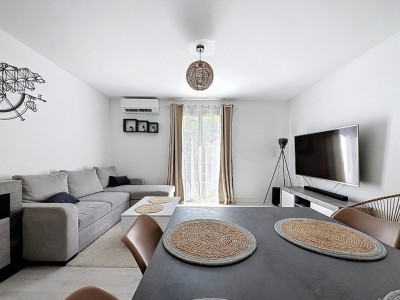 APPARTEMENT T3 A VENDRE - MIRIBEL - 67 m2 - 229000€