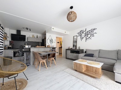 APPARTEMENT T3 A VENDRE - MIRIBEL - 67 m2 - 229000€