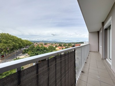 APPARTEMENT T3 A VENDRE - RILLIEUX LA PAPE - 58 m2 - 159999€