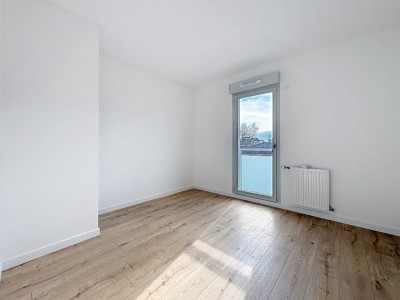 APPARTEMENT T3 A VENDRE - RILLIEUX LA PAPE - 61 m2 - 282 000 €