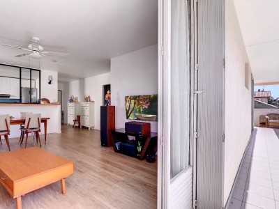 Appartement 3 pices avec balcons - 2 chambres - VENISSIEUX - 73.86 m2 - VENDU