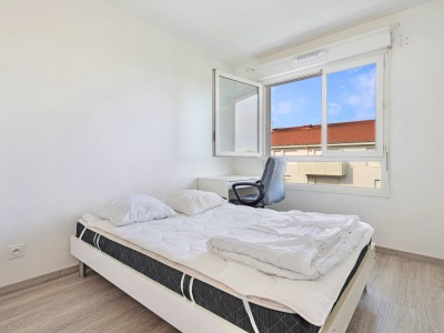 Appartement 3 pièces avec balcon - 2 chambres A VENDRE - VENISSIEUX - 61.19 m2 - 184 000 €