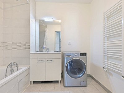 Appartement 3 pièces avec balcon - 2 chambres A VENDRE - VENISSIEUX - 61.19 m2 - 184 000 €