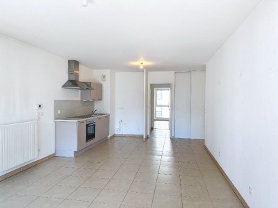 APPARTEMENT T3 - VILLEURBANNE - 68 m2 - VENDU