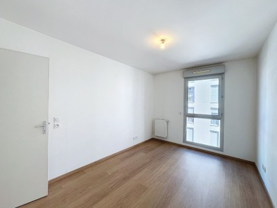 APPARTEMENT T3 - VILLEURBANNE - 68 m2 - VENDU
