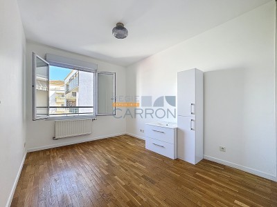APPARTEMENT T3 A VENDRE - VILLEURBANNE - 68.27 m2 - 255000€