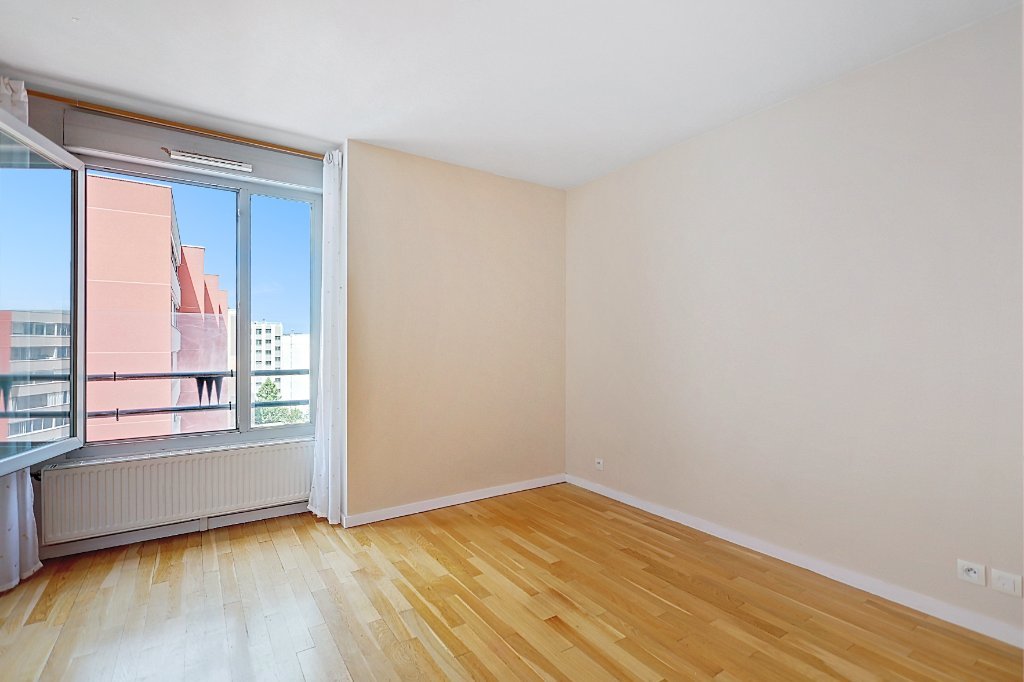 Appartement 3 pièces - 2 chambres - VILLEURBANNE - 75.27 m2 - VENDU