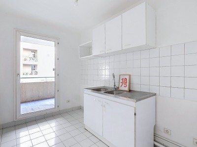 Appartement 3 pices avec terrasse - 2 chambres A VENDRE - VILLEURBANNE - 66 m2 - 248000€