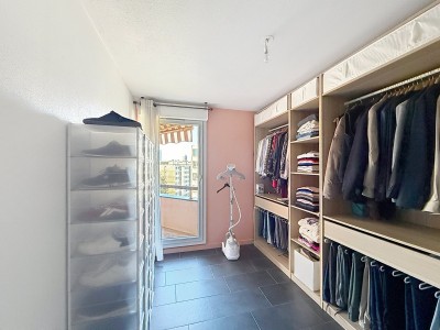 APPARTEMENT T3 A VENDRE - VILLEURBANNE - 68 m2 - 334�000�&euro;