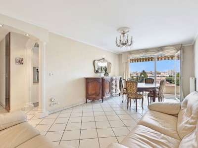 Appartement 3 pièces avec balcon - 2 chambres A VENDRE - VILLEURBANNE - 70.03 m2 - 290 000 &euro;