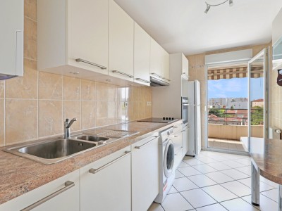 Appartement 3 pièces avec balcon - 2 chambres A VENDRE - VILLEURBANNE - 70.03 m2 - 290 000 &euro;