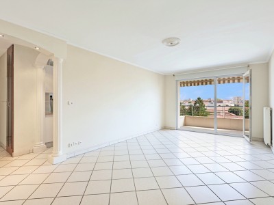 Appartement 3 pièces avec balcon - 2 chambres A VENDRE - VILLEURBANNE - 70.03 m2 - 270 000 €