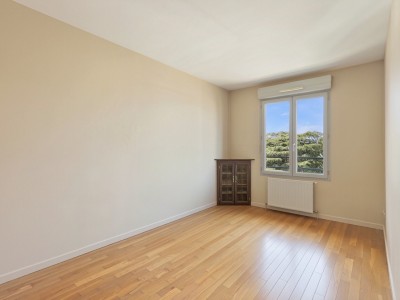 Appartement 3 pièces avec balcon - 2 chambres A VENDRE - VILLEURBANNE - 70.03 m2 - 270 000 €