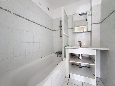 APPARTEMENT T3 A VENDRE - VILLEURBANNE - 66 m2 - 189 000 &euro;