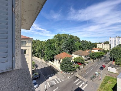 APPARTEMENT T3 A VENDRE - VILLEURBANNE - 66 m2 - 189 000 &euro;