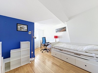 APPARTEMENT T4 A LOUER - LYON 1ER ARRONDISSEMENT - 100.12 m2 - 1 720 € charges comprises par mois