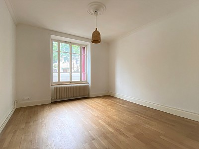 APPARTEMENT T4 A LOUER - LYON 3EME ARRONDISSEMENT - 89.04 m2 - 1 363 € charges comprises par mois