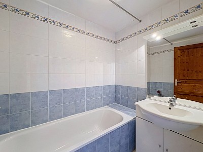 APPARTEMENT T4 A LOUER - LYON 5EME ARRONDISSEMENT - 68.64 m2 - 892 &euro; charges comprises par mois