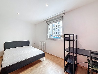 APPARTEMENT T4 A LOUER - LYON 7EME ARRONDISSEMENT - 117.89 m2 - 1585€ charges comprises par mois