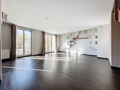 APPARTEMENT T4 A LOUER - LYON 8EME ARRONDISSEMENT - 88.91 m2 - 1 454 &euro; charges comprises par mois
