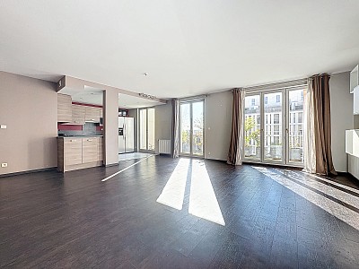 APPARTEMENT T4 A LOUER - LYON 8EME ARRONDISSEMENT - 88.91 m2 - 1 454 &euro; charges comprises par mois