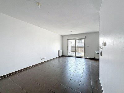 APPARTEMENT T4 A LOUER - LYON 9EME ARRONDISSEMENT - 80.17 m2 - 1164€ charges comprises par mois