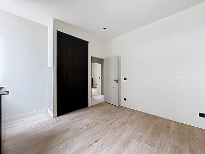 APPARTEMENT T4 A LOUER - ST CYR AU MONT D OR - 78.2 m2 - 1 900 € charges comprises par mois