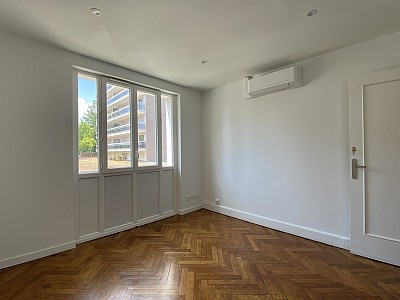 APPARTEMENT T4 A LOUER - VILLEURBANNE - 72.71 m2 - 1156€ charges comprises par mois