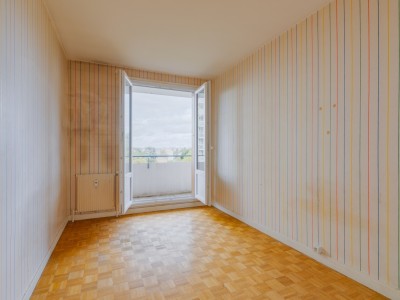 APPARTEMENT T4 A VENDRE - CALUIRE ET CUIRE - 84 m2 - 280000€