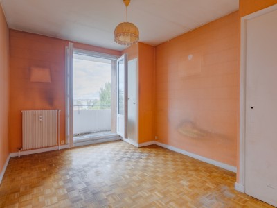 APPARTEMENT T4 A VENDRE - CALUIRE ET CUIRE - 84 m2 - 280000€