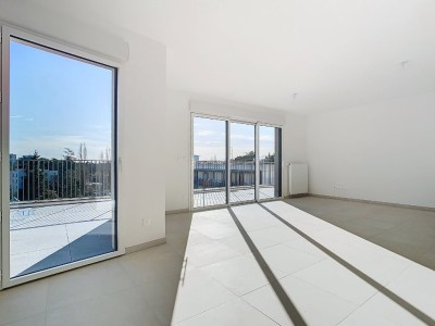 APPARTEMENT T4 A VENDRE - ECULLY - 79 m2 - 549900€