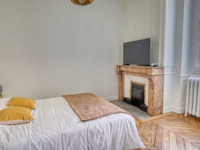 APPARTEMENT T4 A VENDRE - LYON 1ER ARRONDISSEMENT - 77 m2 - 575000 €