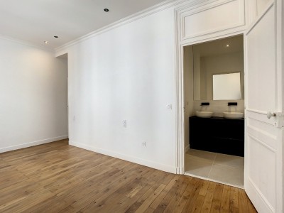 APPARTEMENT T4 A VENDRE - LYON 1ER ARRONDISSEMENT - 99 m2 - 549000€