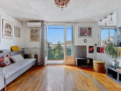 Appartement 4 pices avec balcons - 3 chambres - LYON 8EME ARRONDISSEMENT - 78 m2 - VENDU