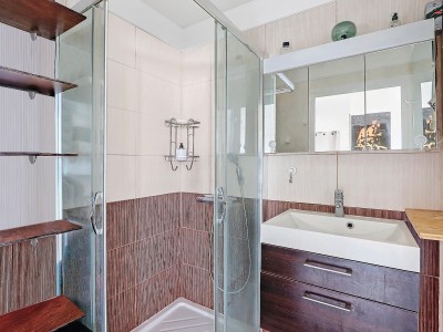 Appartement 4 pices avec balcons - 3 chambres - LYON 8EME ARRONDISSEMENT - 78 m2 - VENDU