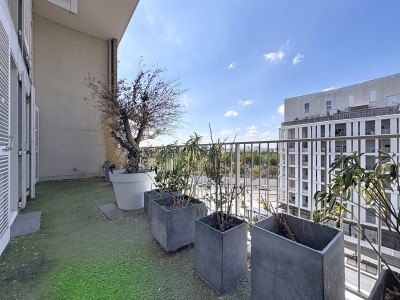 APPARTEMENT T4 A VENDRE - LYON 8EME ARRONDISSEMENT - 92 m2 - 419 000 €