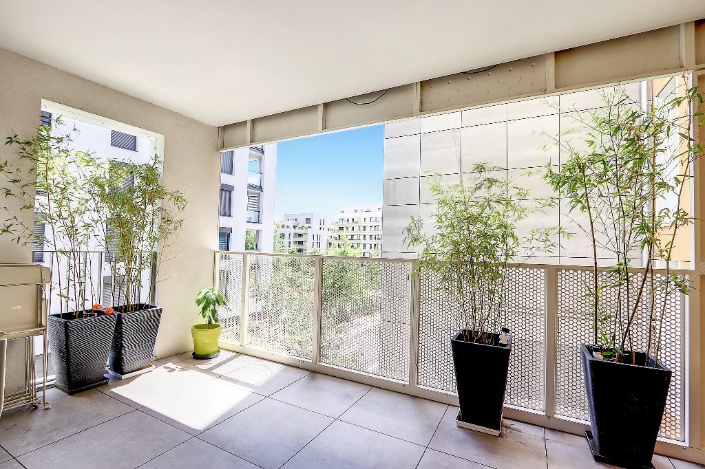 Appartement 4 pi�ces avec terrasse - 3 chambres - LYON 9EME ARRONDISSEMENT - 77.02 m2 - VENDU