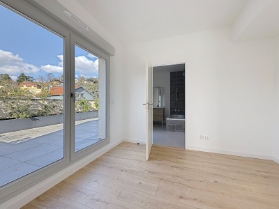 APPARTEMENT T4 A VENDRE - RILLIEUX LA PAPE CREPIEU - 78 m2 - 440 000 &euro;