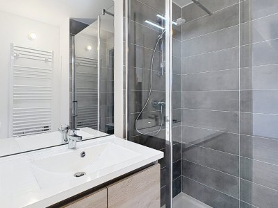 APPARTEMENT T4 A VENDRE - RILLIEUX LA PAPE CREPIEU - 78 m2 - 440 000 &euro;