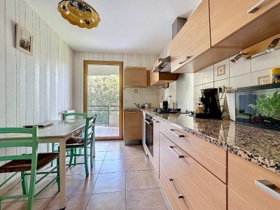 Appartement de type 4 A VENDRE - TASSIN LA DEMI LUNE - 90.12 m2 - 385000€