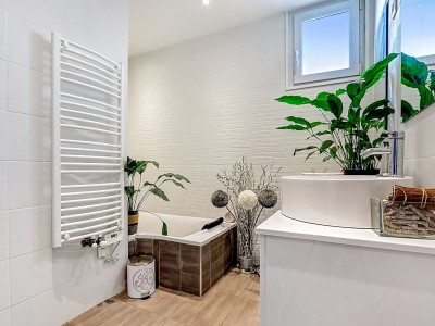 Appartement 4 pices avec balcon - 3 chambres A VENDRE - VILLEURBANNE - 94.56 m2 - 260000€
