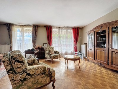 APPARTEMENT T4 A VENDRE - VILLEURBANNE - 78 m2 - 225000€