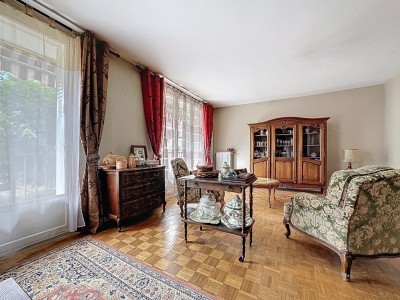 APPARTEMENT T4 A VENDRE - VILLEURBANNE - 78 m2 - 225000€