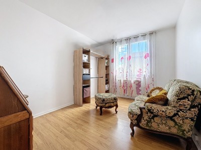 APPARTEMENT T4 A VENDRE - VILLEURBANNE - 78 m2 - 225000€