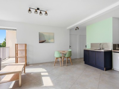 Appartement 4 pièces avec terrasse - 3 chambres A VENDRE - VILLEURBANNE - 67 m2 - 219 000 &euro;